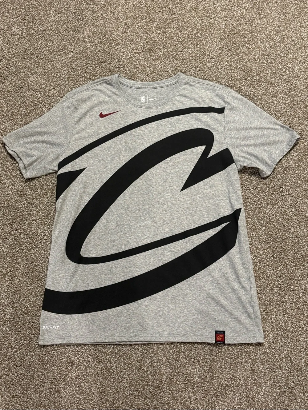 Nike Gray & Black Cleveland 'C' Graphic Short-Sleeve Tee